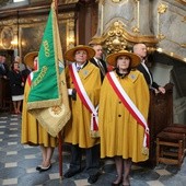 Sztandar dla pszczelarzy 