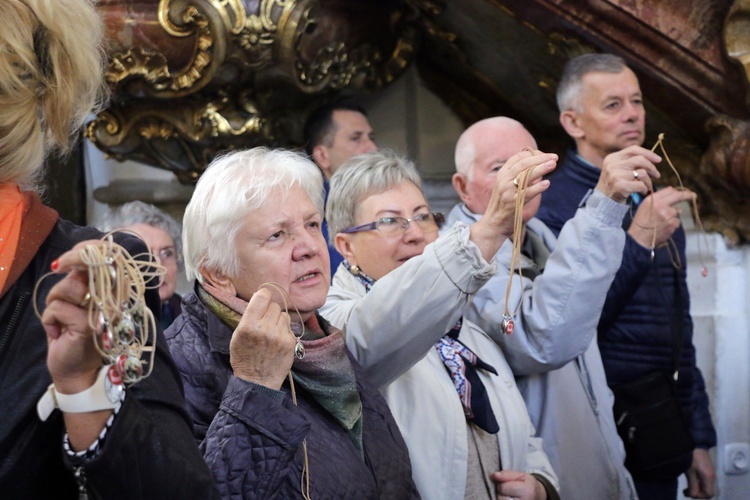 Metropolitalna Pielgrzymka Caritas do Trzebnicy cz.1