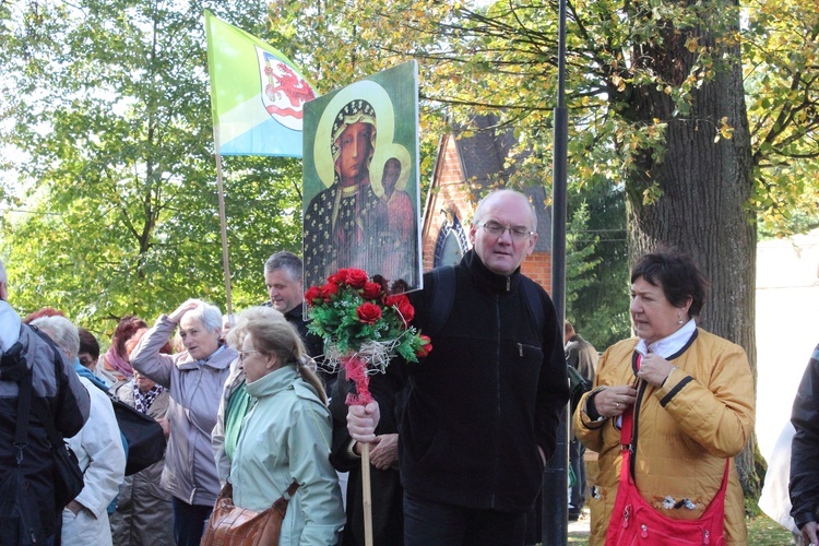 Ogólnopolska inauguracja nowego roku formacyjnego Ruchu Rodzin Nazaretańskich w Gietrzwałdzie