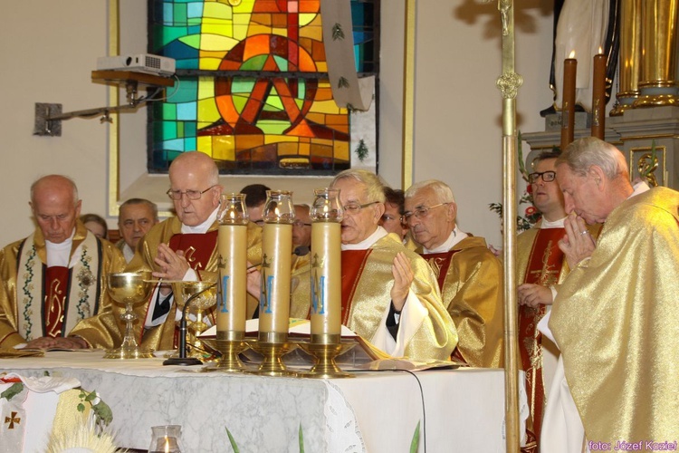 Złoty jubileusz kapłaństwa ks. Eugeniusza Nycza w Porąbce