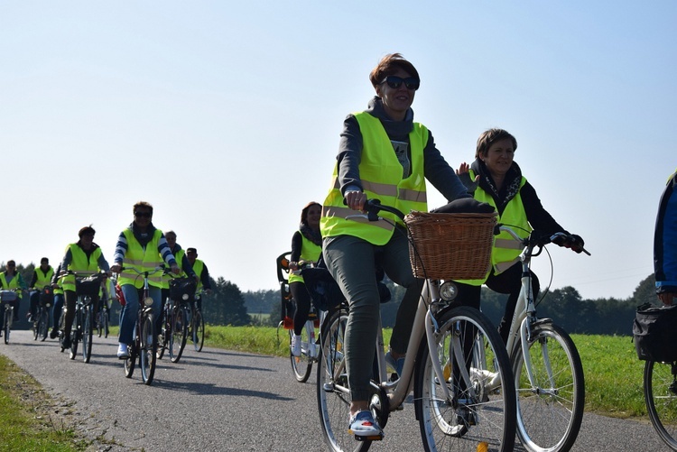 Rowerowa pielgrzymka do Domaniewic