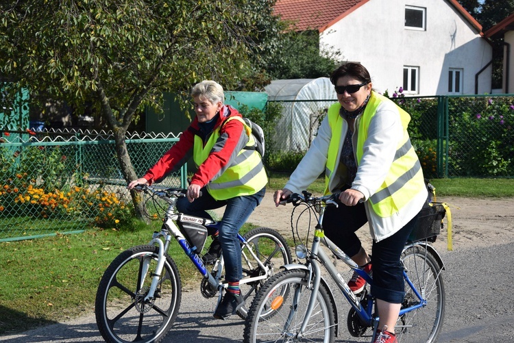 Rowerowa pielgrzymka do Domaniewic