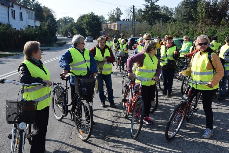 Rowerowa pielgrzymka do Domaniewic