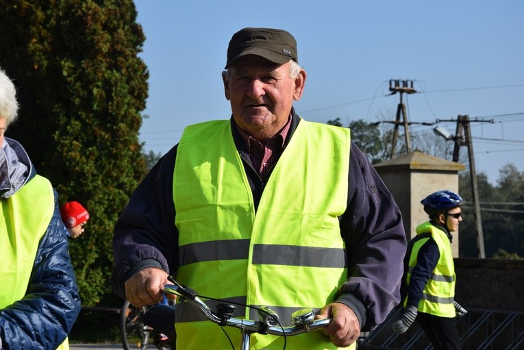 Rowerowa pielgrzymka do Domaniewic