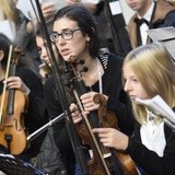 Koronacja fresku Matki Miłosierdzia w Dzierżoniowie