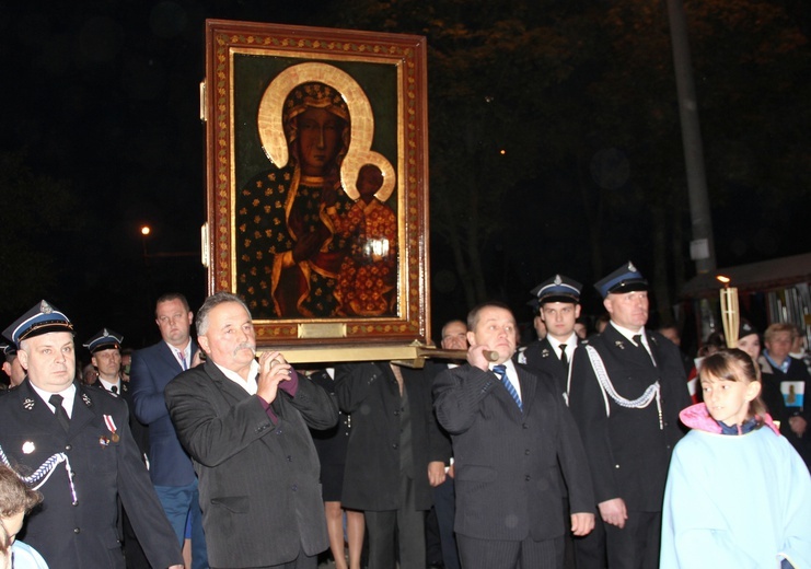 Pustelnik wita Królową