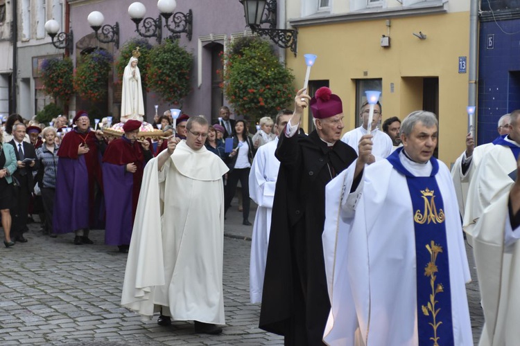 Pani Fatimska u św. Józefa w Świdnicy