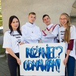 Różaniec z młodymi w Łącku