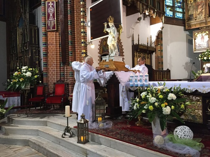 Archanioł Michał w wałbrzyskiej kolegiacie
