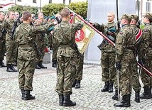 Żołnierskie ślubowanie terytorialsów w Nisku. 