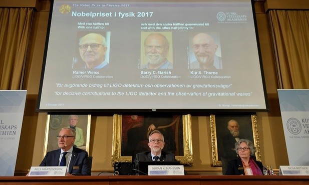 Fizyczny Nobel dla odkrywców fal grawitacyjnych