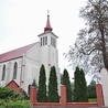 Kościół parafialny w Kamieniu przed wojną służący wspólnocie ewangelickiej.
