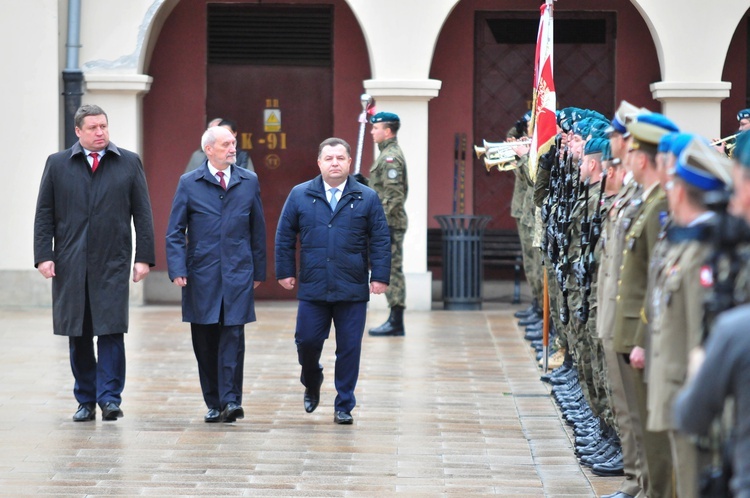 Ministrowie obrony narodowej Polski, Litwy i Ukrainy w Lublinie