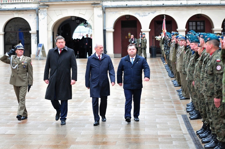 Ministrowie obrony narodowej Polski, Litwy i Ukrainy w Lublinie