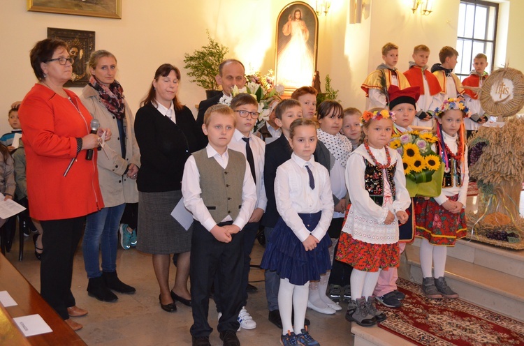 Poświęcenie kamienia węgielnego w Radwanowicach