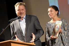 Monika i Marcin Gajdowie odebrali statuetkę "Amicusa"