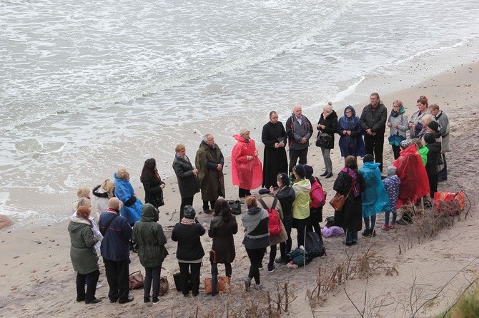 Różaniec do Granic na plaży w Ustce