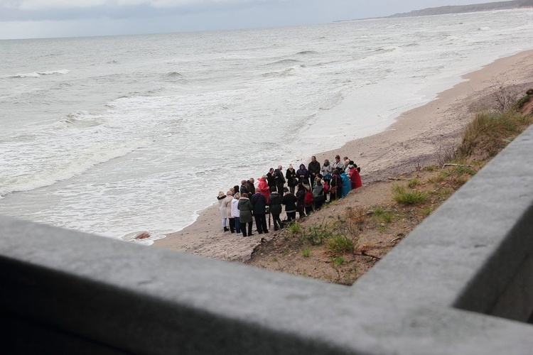 Różaniec do Granic na plaży w Ustce