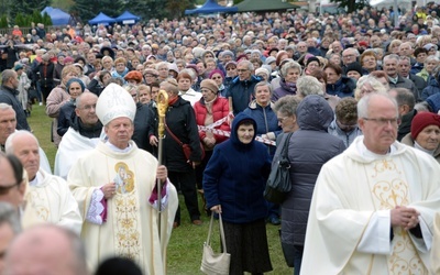 Mszy św. w wysokolskim sanktuarium przewodniczył bp Henryk Tomasik