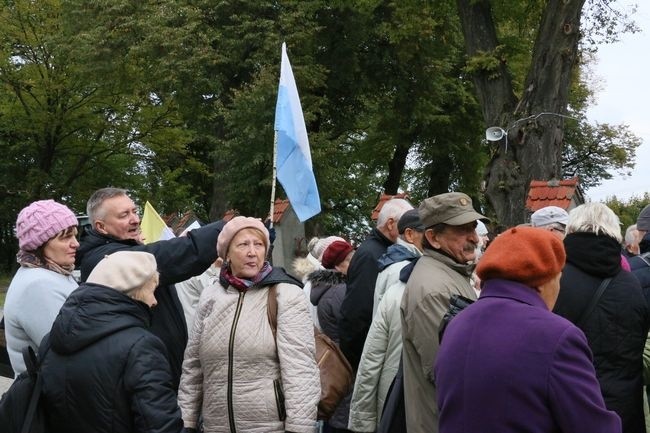 Różaniec do granic w Świerżach