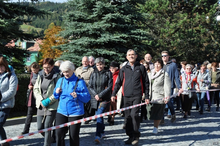 Tylicz i Muszynka - Różaniec do Granic