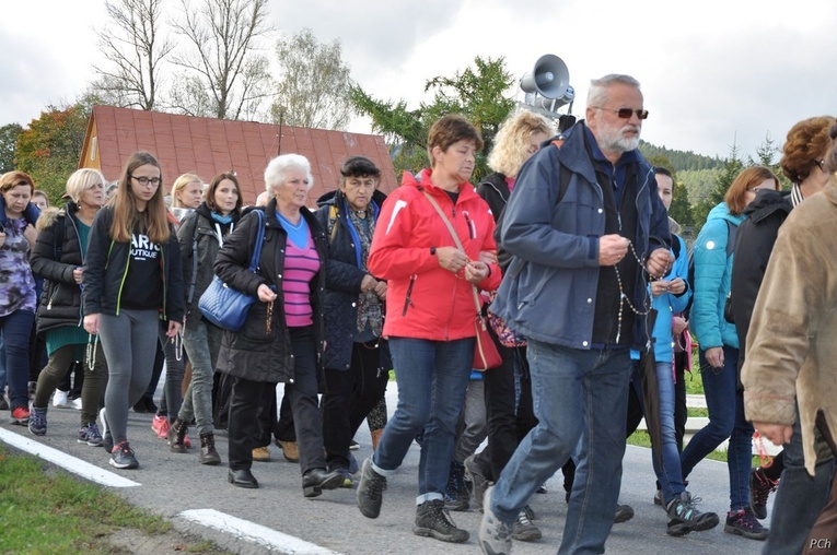Tylicz i Muszynka - Różaniec do Granic