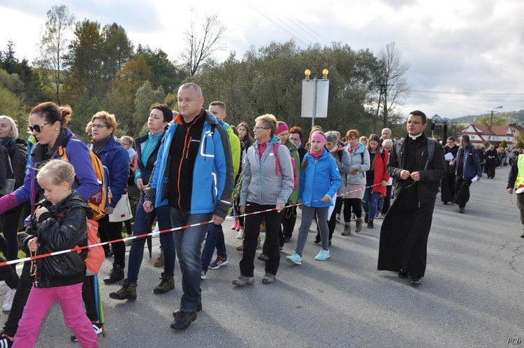 Tylicz i Muszynka - Różaniec do Granic