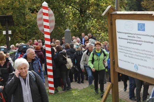 Różaniec do Granic na Trzycatku w Jaworzynce