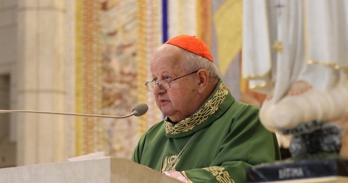 Kard. Dziwisz: Nikt nie ma monopolu na prawdę