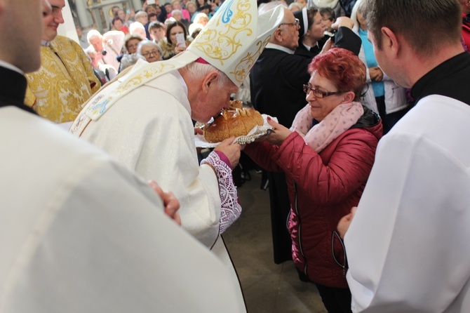 Pielgrzymka, różaniec i córka świętej