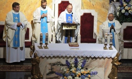 Msza św. w kościele NSPJ poprzedziła 13. Procesję Różańcową
