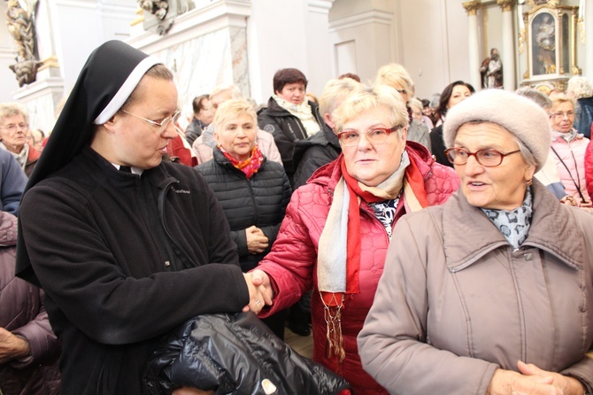 Pielgrzymka, różaniec i córka świętej