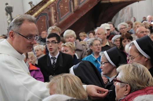 Pielgrzymka, różaniec i córka świętej