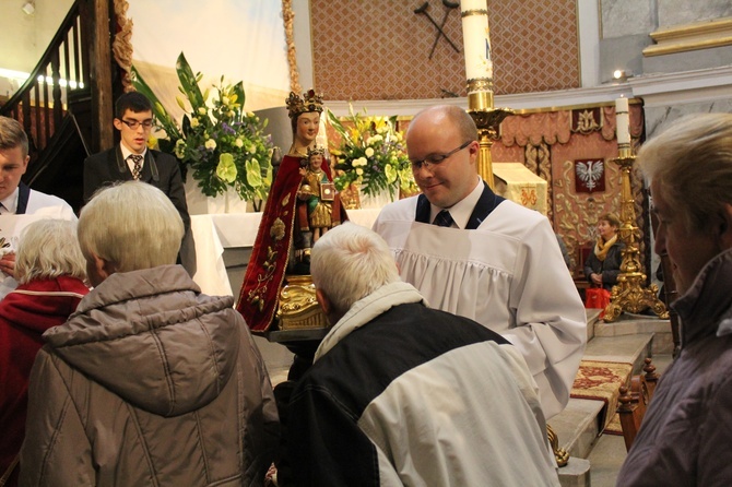 Pielgrzymka, różaniec i córka świętej