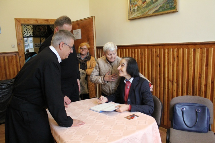 Pielgrzymka, różaniec i córka świętej