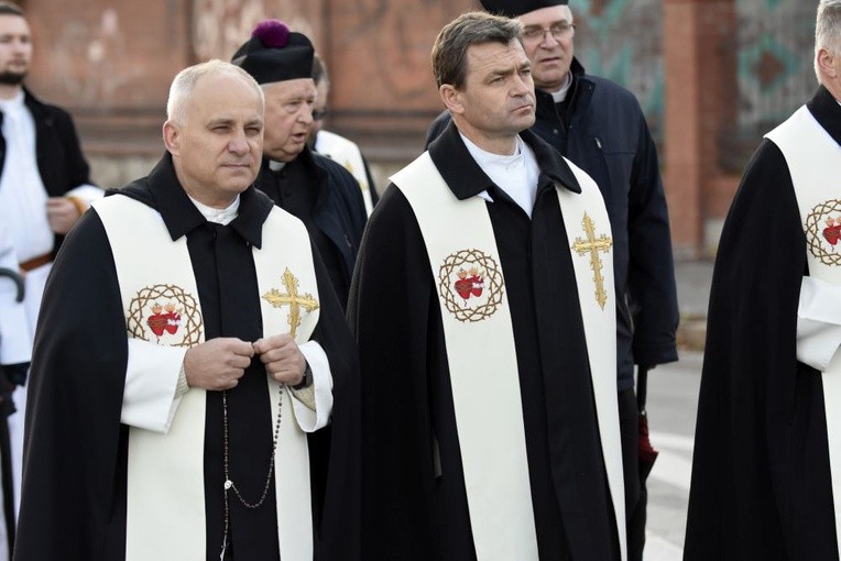Ostatnia procesja fatimska z parafii pw. św. Andrzeja Boboli