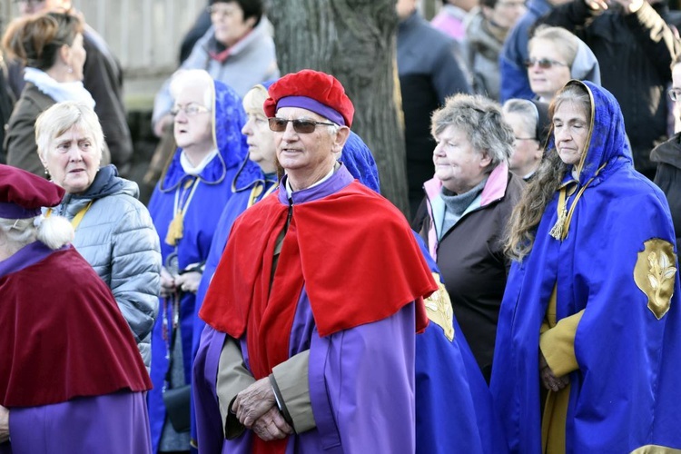 Ostatnia procesja fatimska z parafii pw. św. Andrzeja Boboli