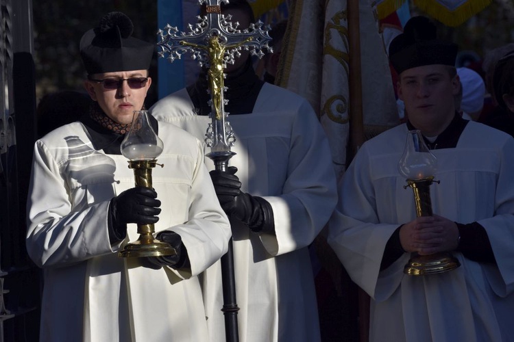 Ostatnia procesja fatimska z parafii pw. św. Andrzeja Boboli