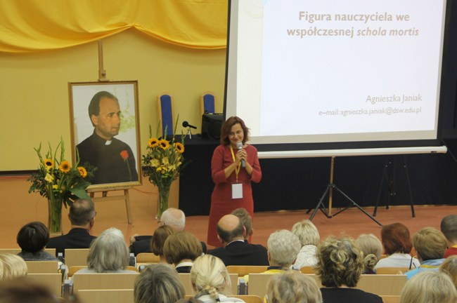 Wolontariusze hospicyjni na konferencji w Radomiu