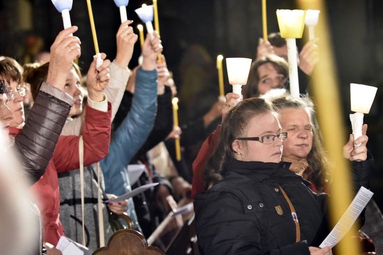 Msza św. na zakończenie peregrynacji figury Matki Bożej Fatimskiej