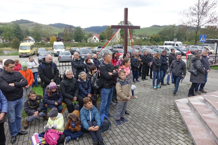 Sromowce - Różaniec do Granic