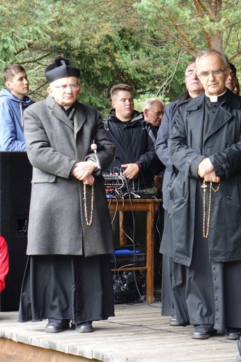 Sromowce - Różaniec do Granic