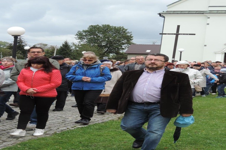 Różaniec do Granic w Pogwizdowie