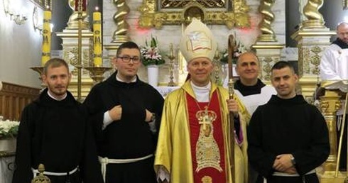 Śluby zakonne w Kałkowie-Godowie