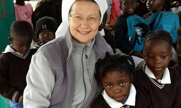 Siostra Paulina Łuba (boromeuszka) w Zambii
