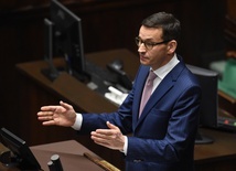 Morawiecki: W przyszłym roku wydatki na cele społeczne sięgną 75 mld zł 