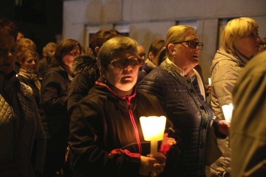 Różańcowa procesja fatimska w Czechowicach-Dziedzicach