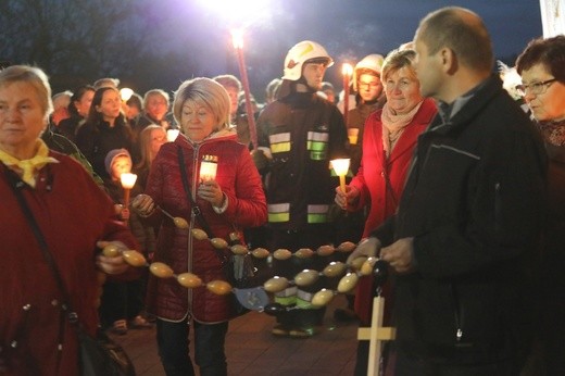 Różańcowa procesja fatimska w Czechowicach-Dziedzicach