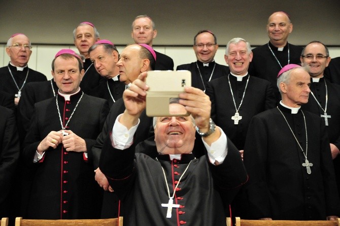 Biskupi z zupełnie innej perspektywy