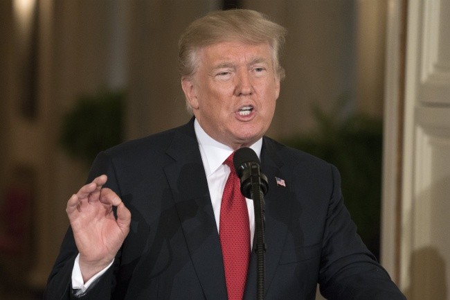 Donald Trump nie wycofa USA z porozumienia nuklearnego z Iranem